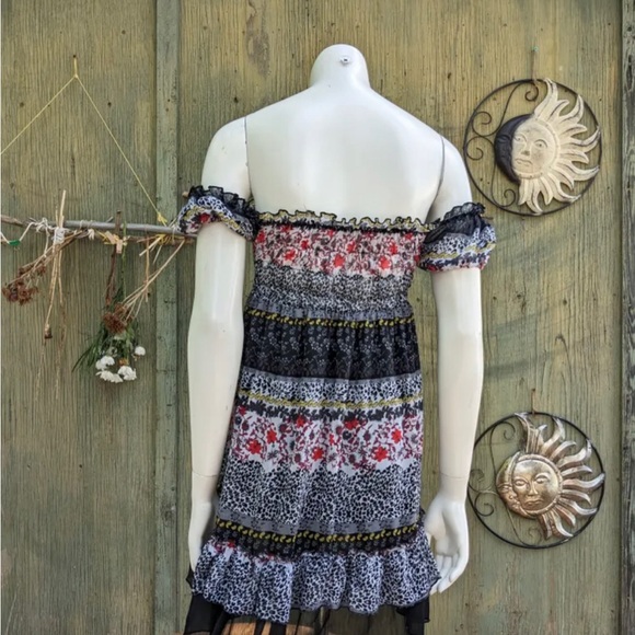 4 For 25$ Coco & Tashi | Cute Little Summer Dress Lightweight. Size Small. - Picture 2 of 5